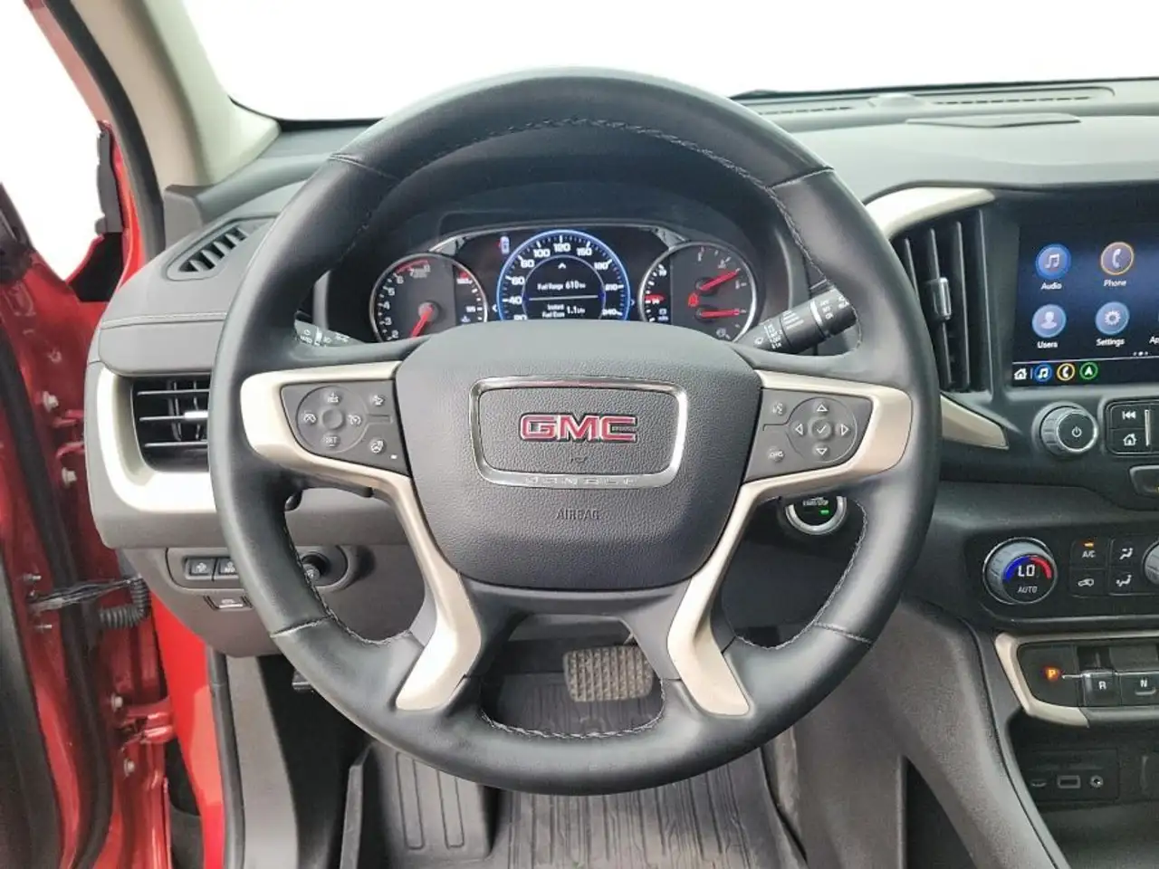 GMC Terrain снимка GMC Terrain