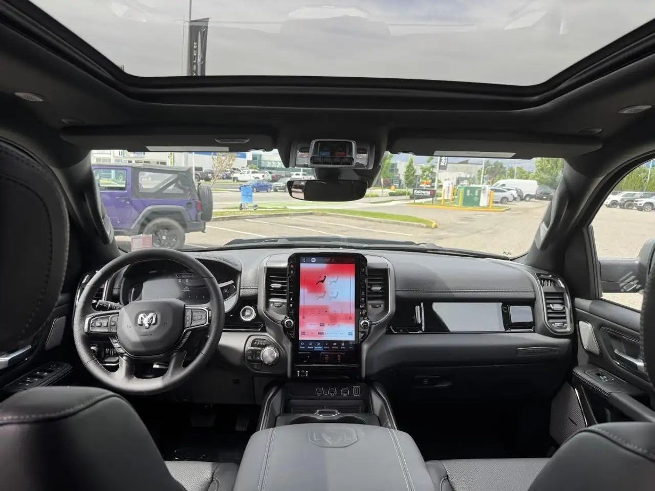 RAM 1500 снимка RAM 1500