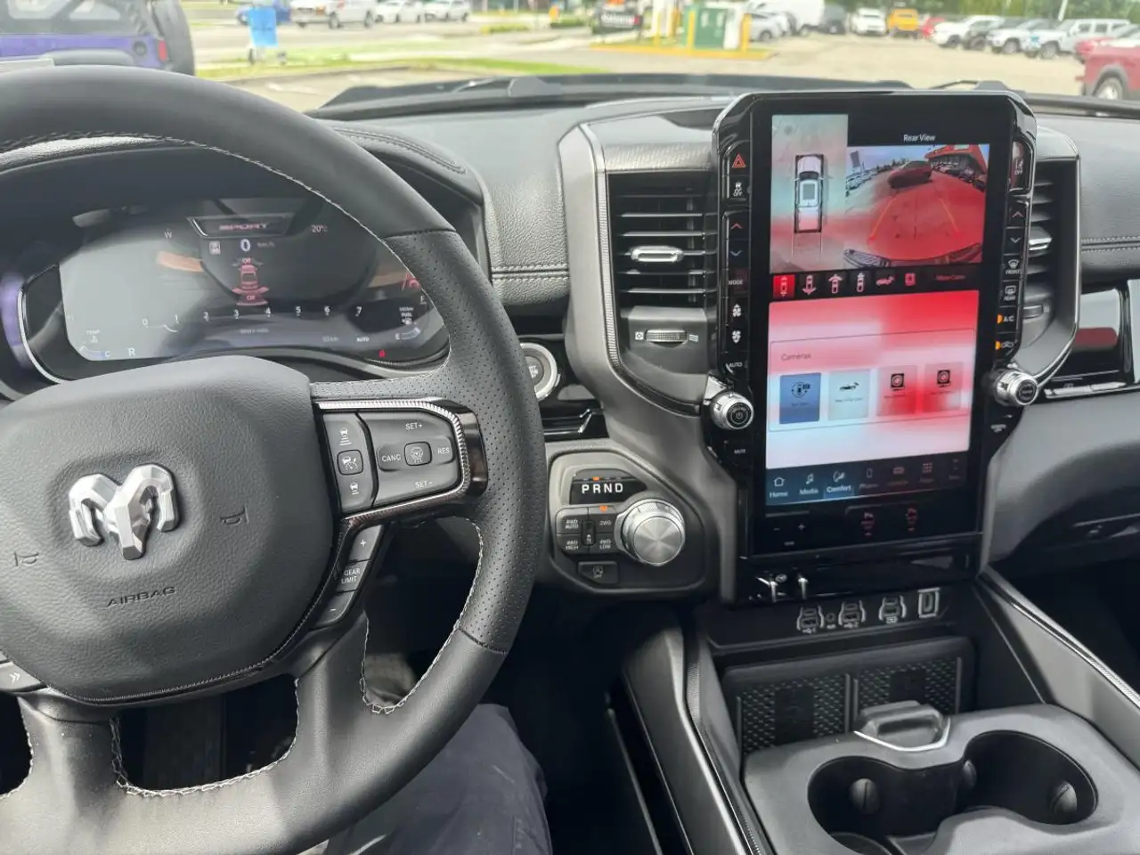 RAM 1500 снимка RAM 1500