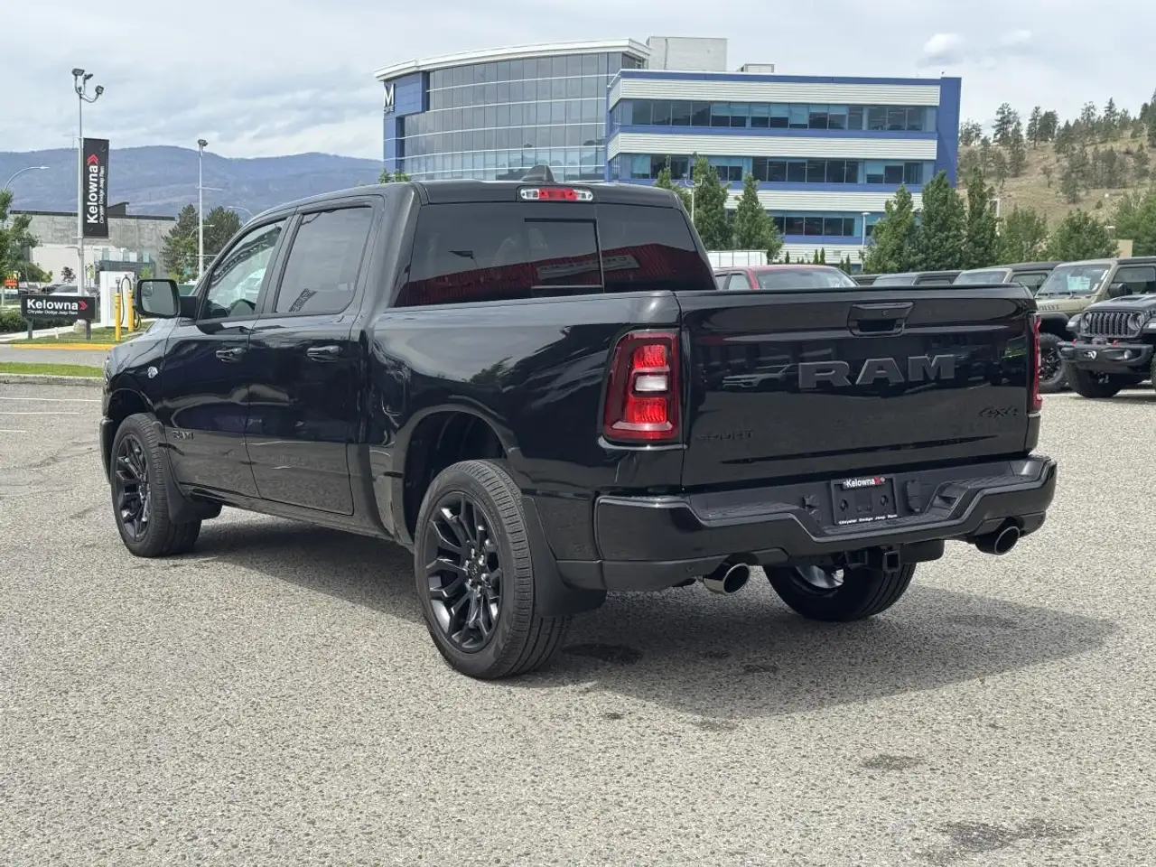 RAM 1500 снимка RAM 1500