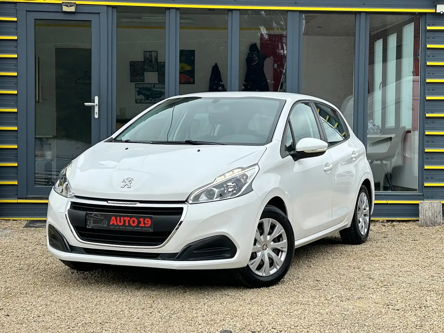 Peugeot 208 208 1.2i PureTech Active Blanc - 2