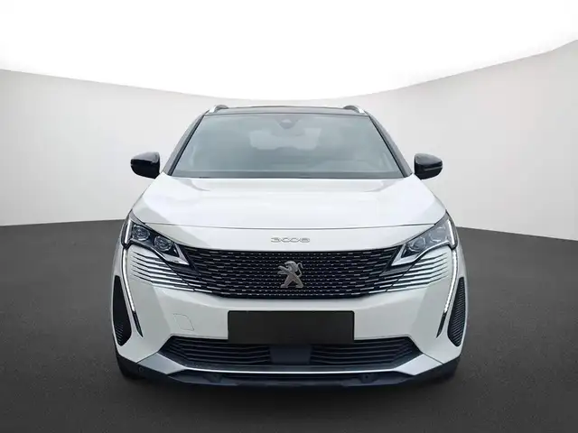 Peugeot 3008 view 3