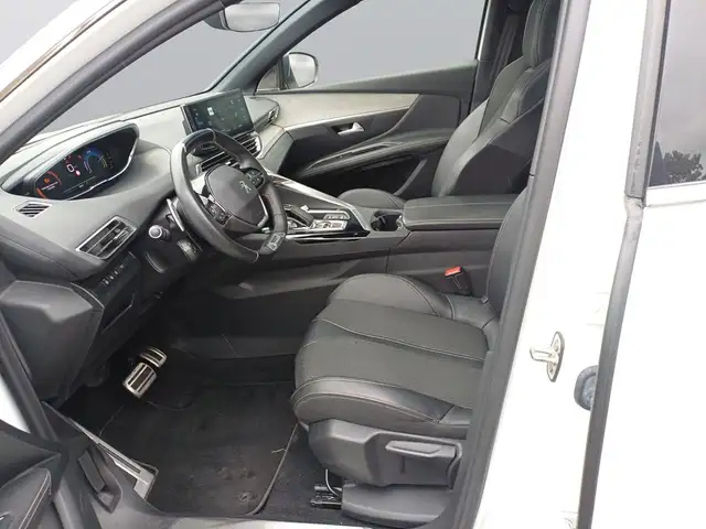 Peugeot 3008 view 12
