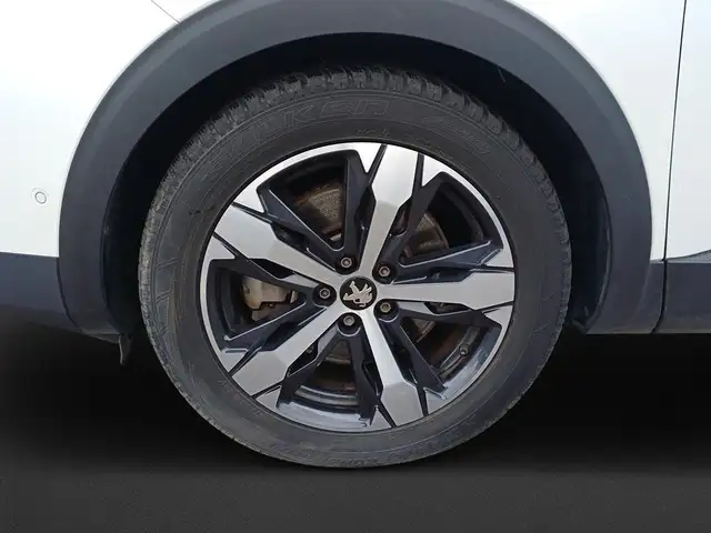 Peugeot 3008 view 9