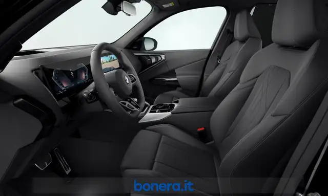 BMW X3 view 4