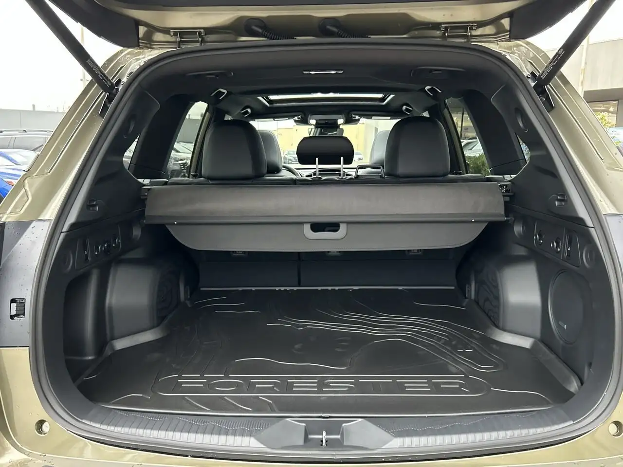 Subaru Forester снимка Subaru Forester