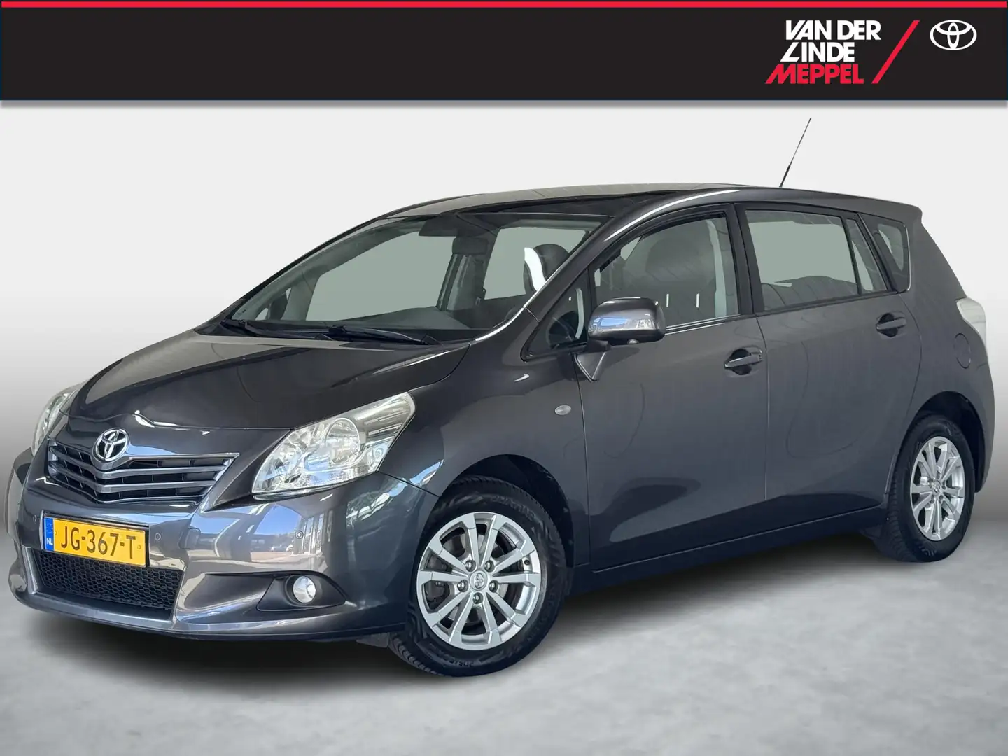 Toyota Verso 1.8 VVT-i Business All Season PDC Panoramadak Grijs - 1