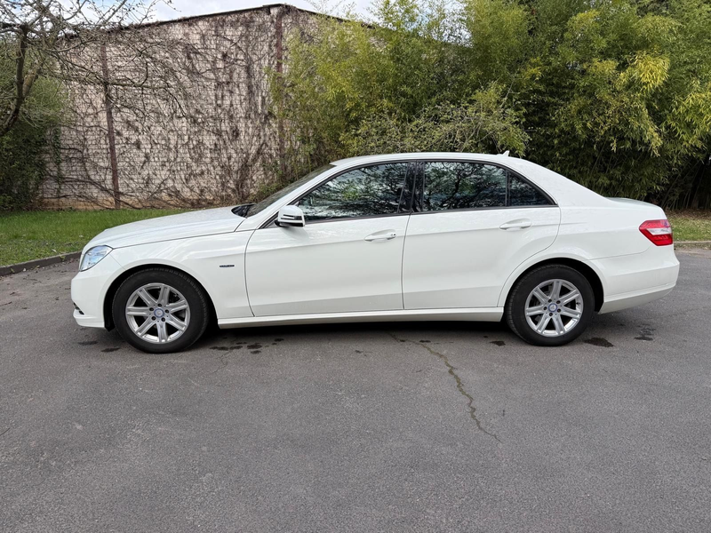 Mercedes-Benz E 200 Automatik — photo 2