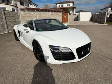 V10 Spyder quattro*Nappa*Keramik*Finanzierung