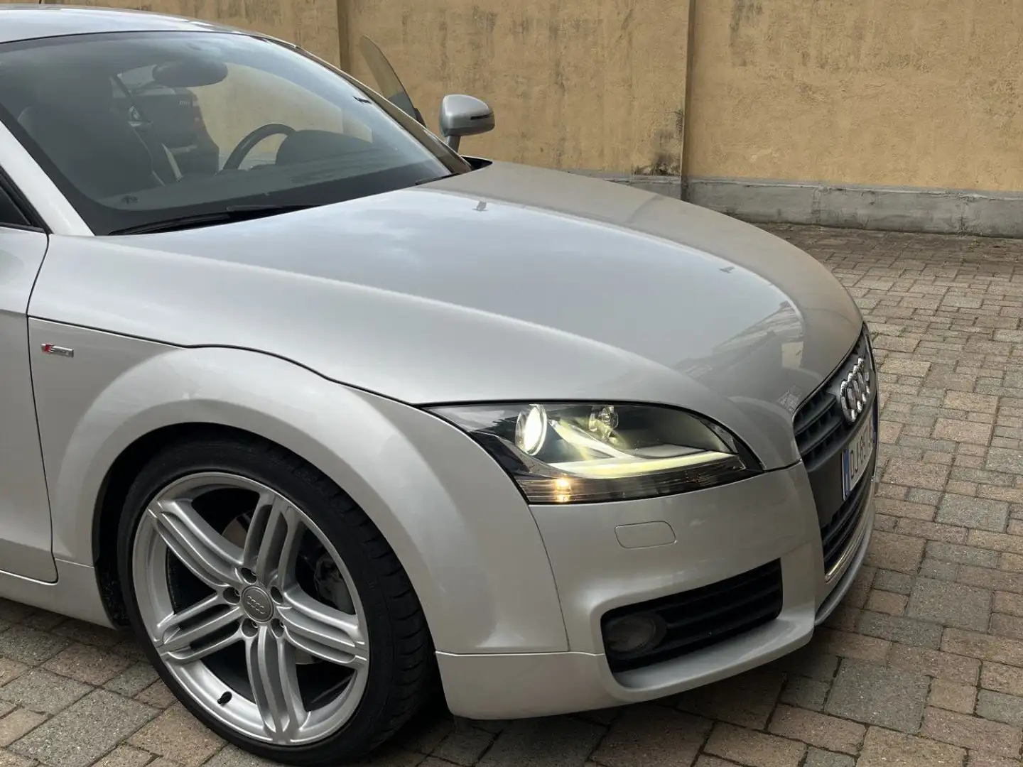 Audi TT TT II 2006 Coupe Coupe 2.0 tfsi s-tronic Argento - 1