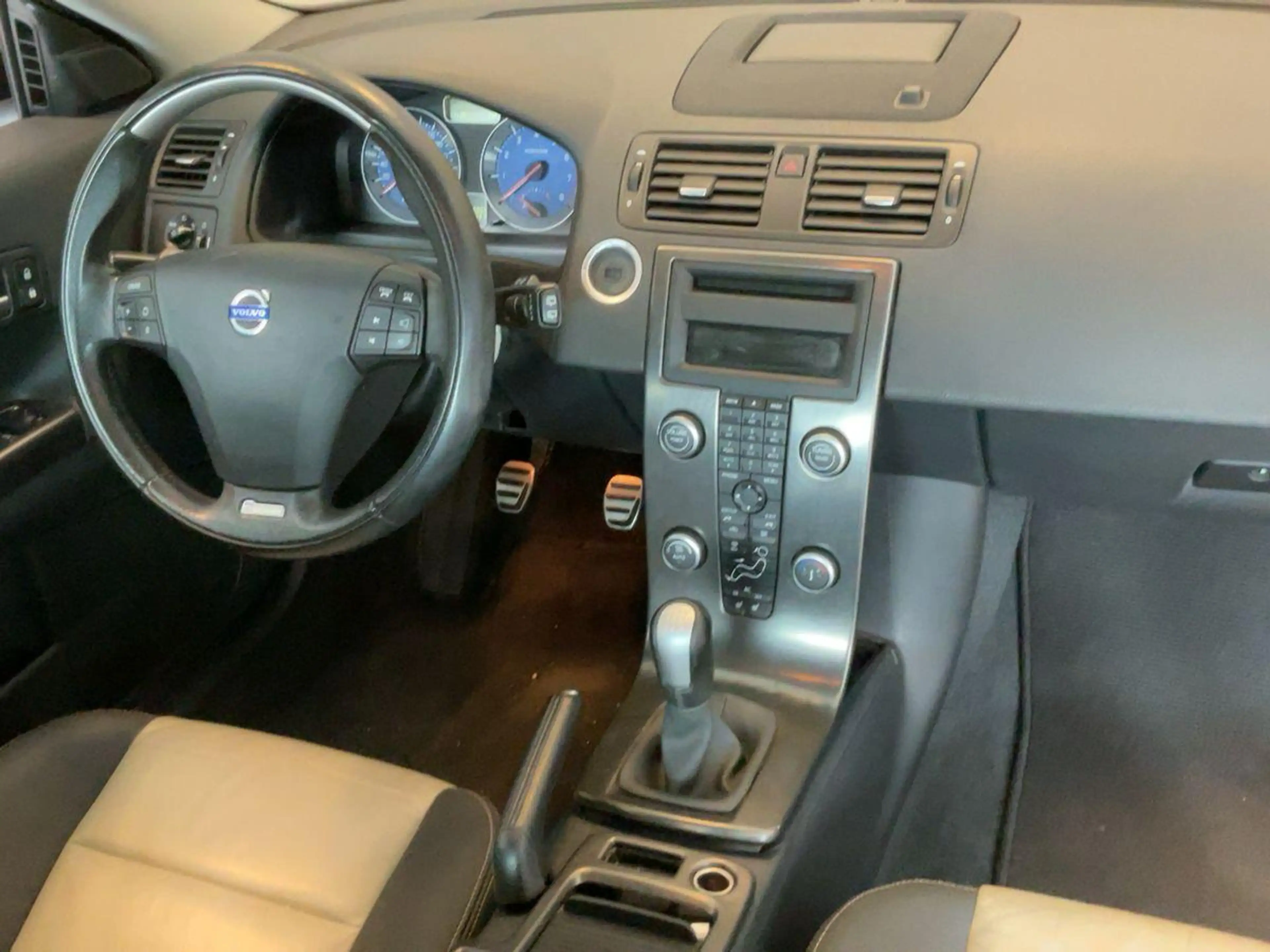 Volvo C30 2.0 R-Edition | Schuif/Kantel dak | High Performan — photo 4