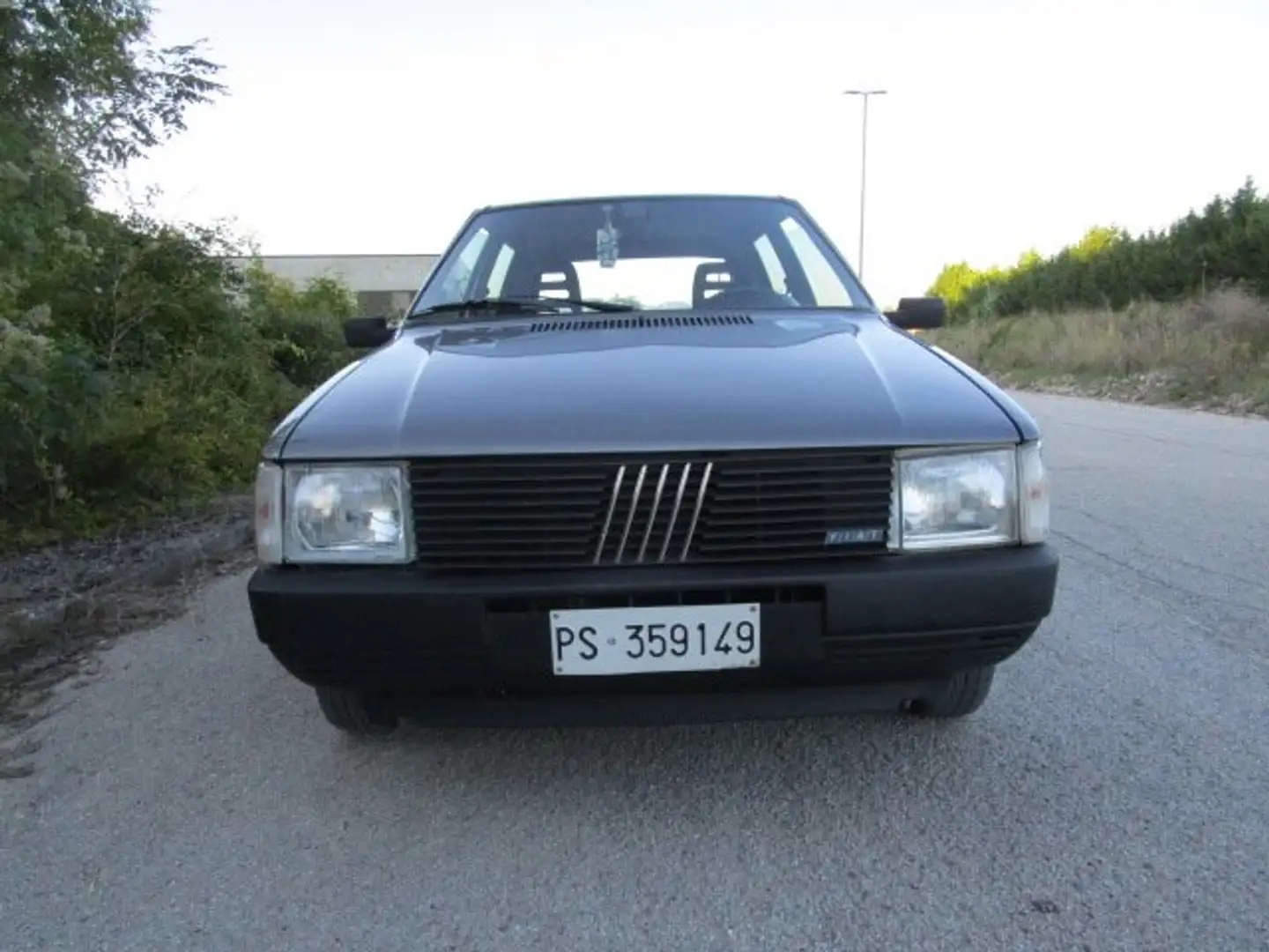 Fiat Uno Uno 5p 1.1 SL 60cv Gri - 1