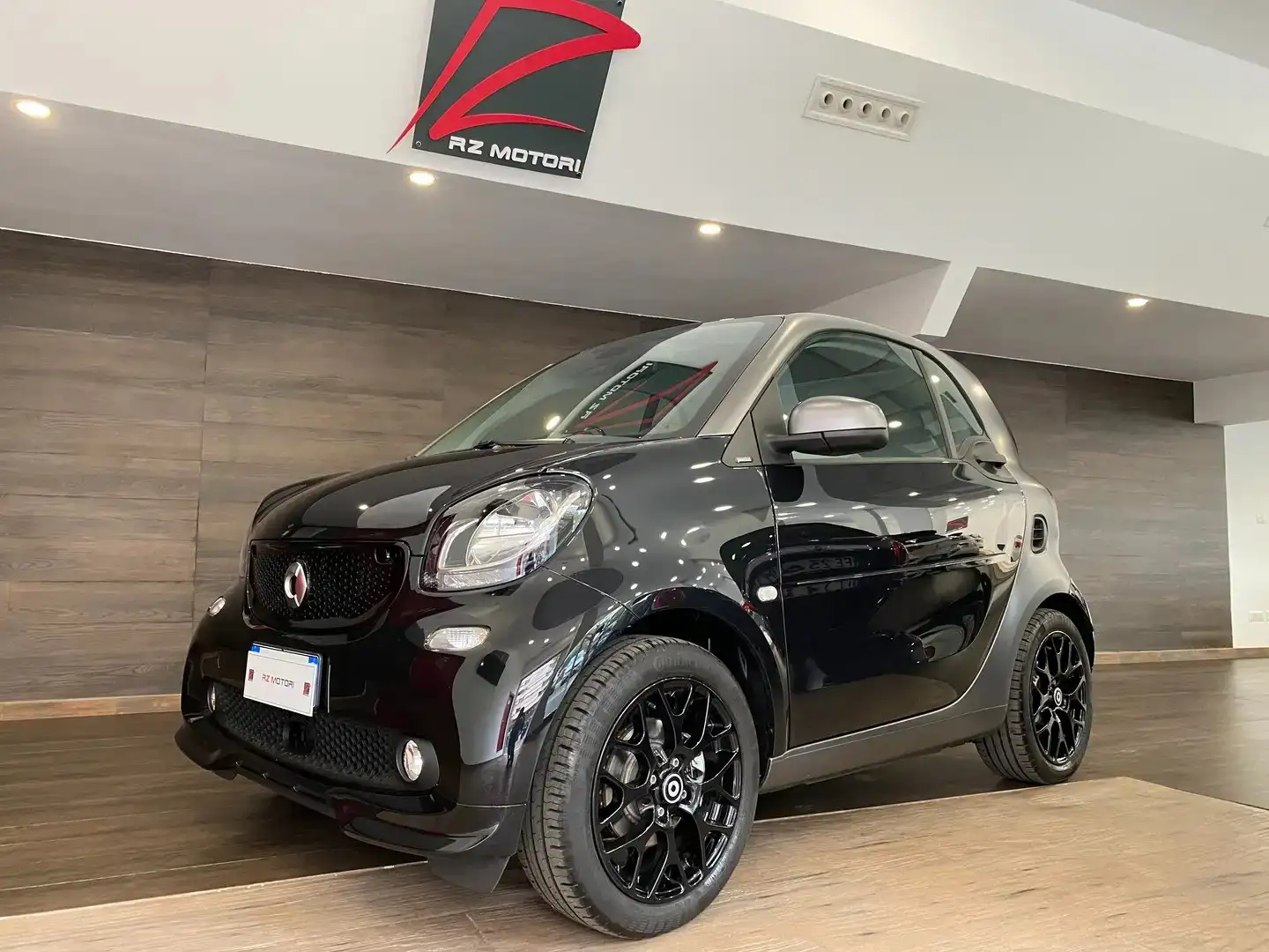 smart forTwo 1.0 Superpassion 71cv twinamic-ITA-SPORT-CONFORT Nero - 1