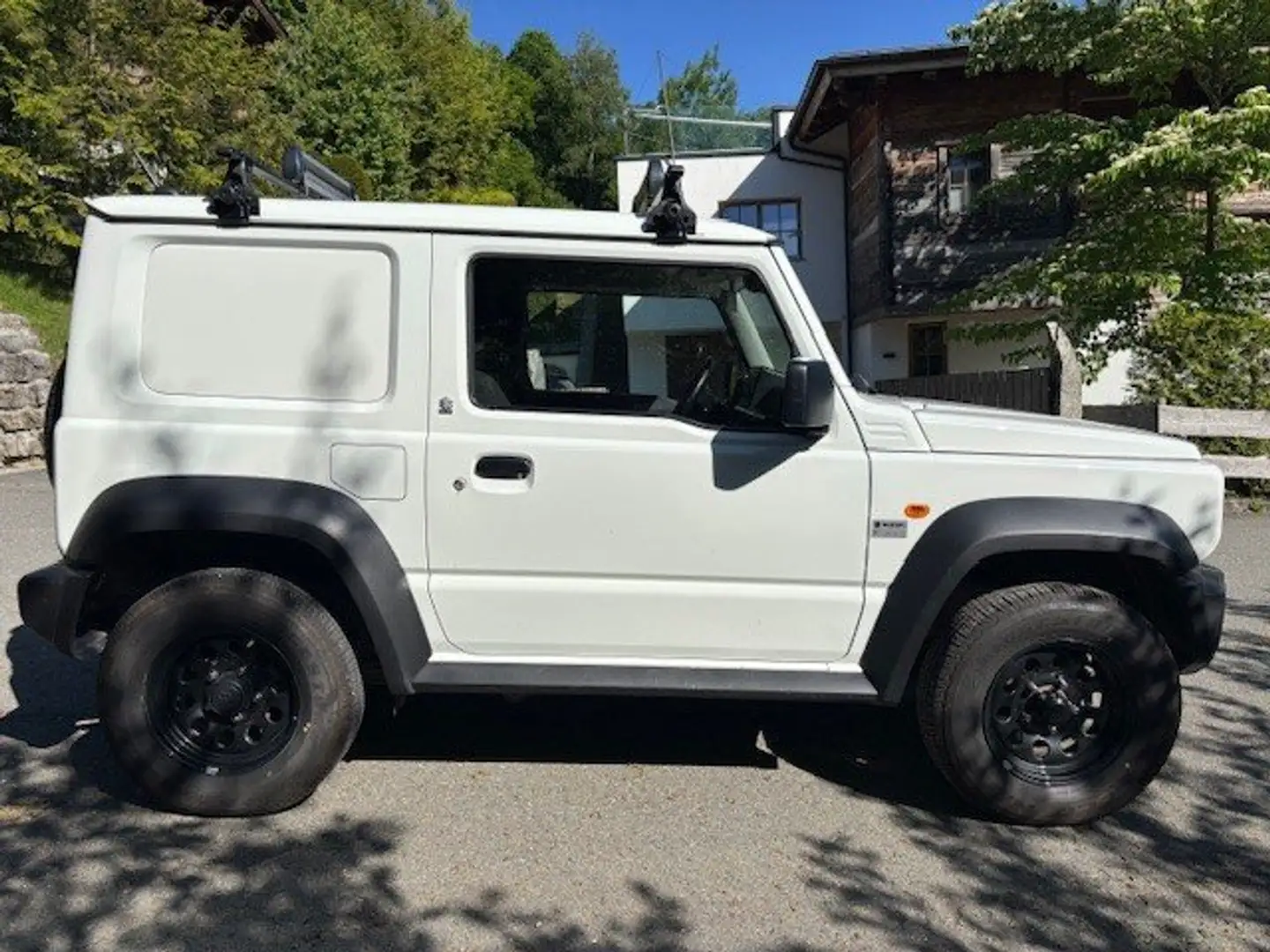 Suzuki Jimny Jimny 1,5 VVT Allgrip Clear Clear Weiß - 2