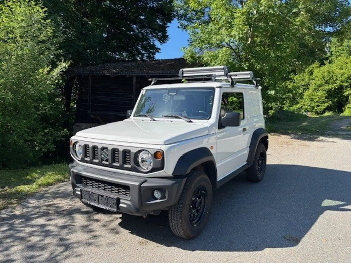Suzuki Jimny Jimny 1,5 VVT Allgrip Clear Clear Weiß - 1
