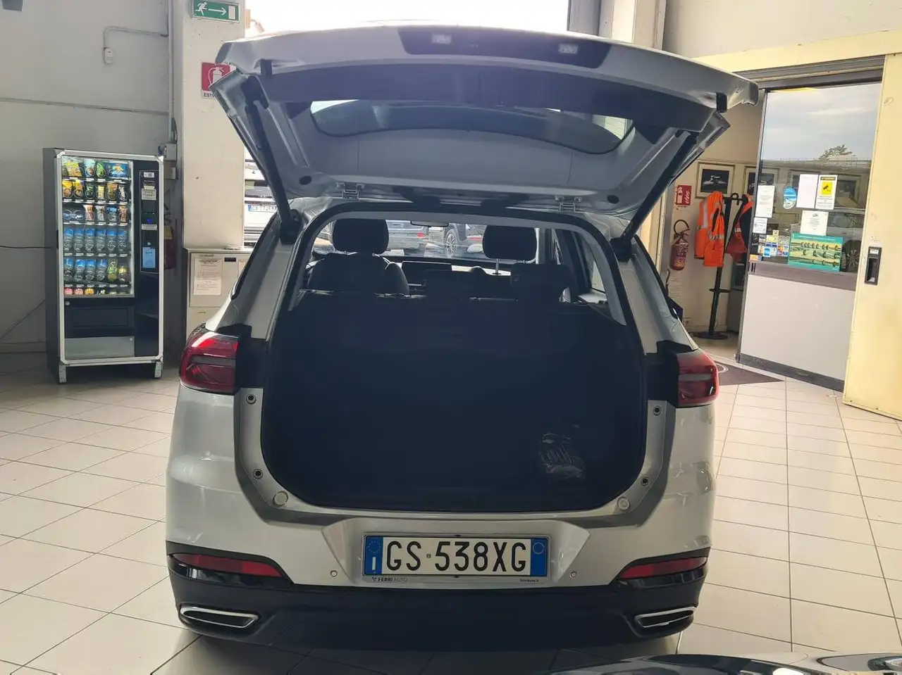 DR Automobiles DR6 2024