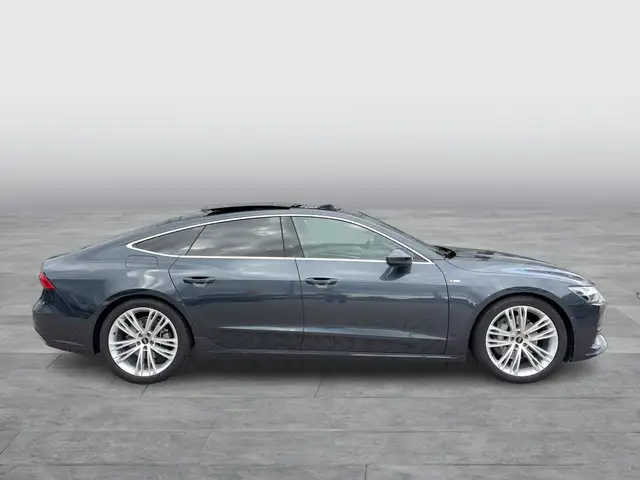 Audi A7 view 7
