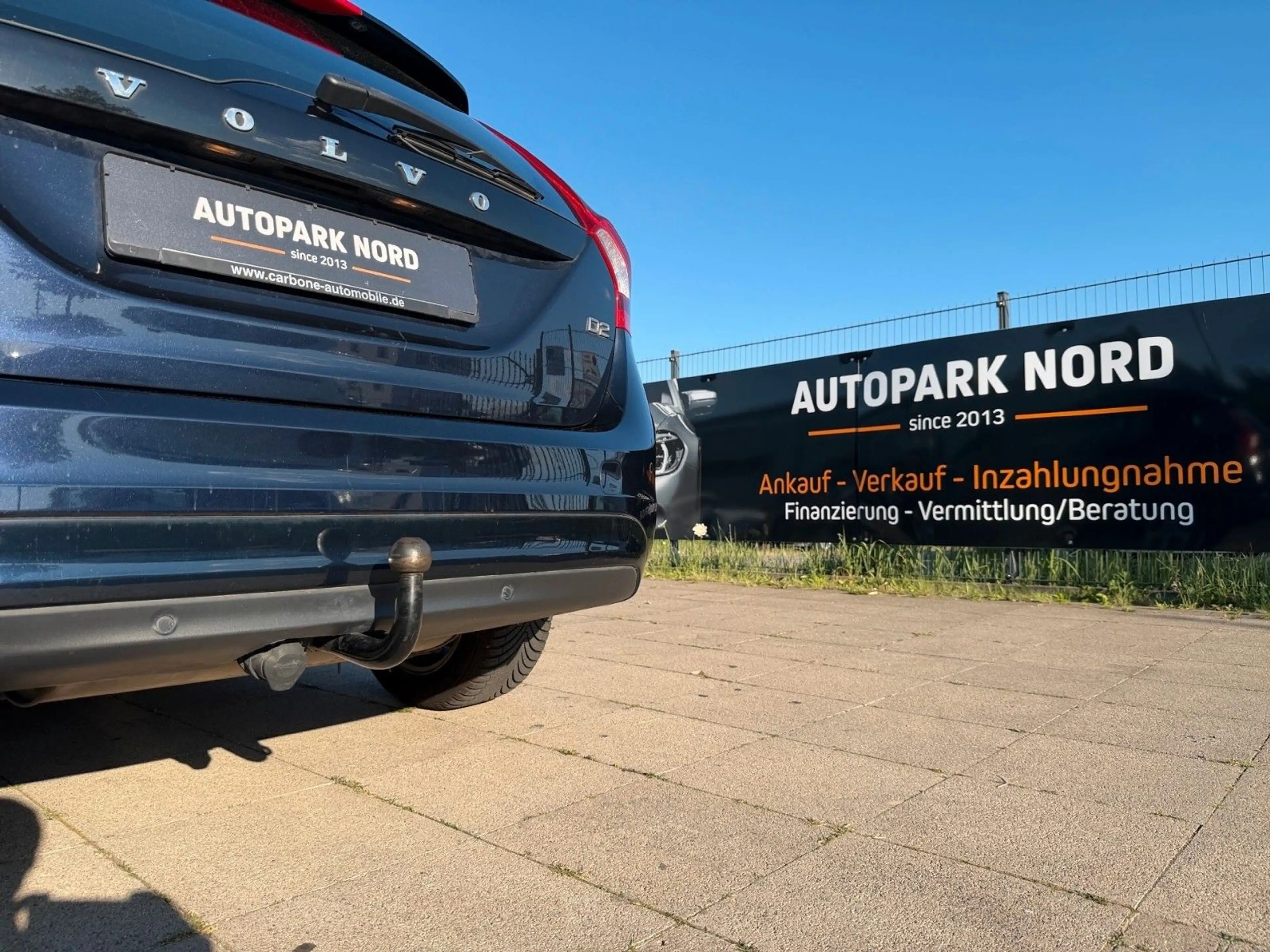 Volvo V60 2.0 D2 Geartronic Kinetic/AHK/NAVI/TEMP/PDC — photo 10