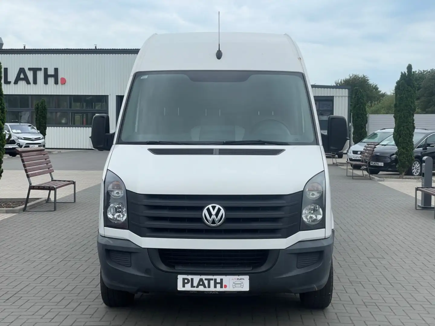 Volkswagen Crafter Kasten 35 mittel L2H2 Hochdach Bílá - 2