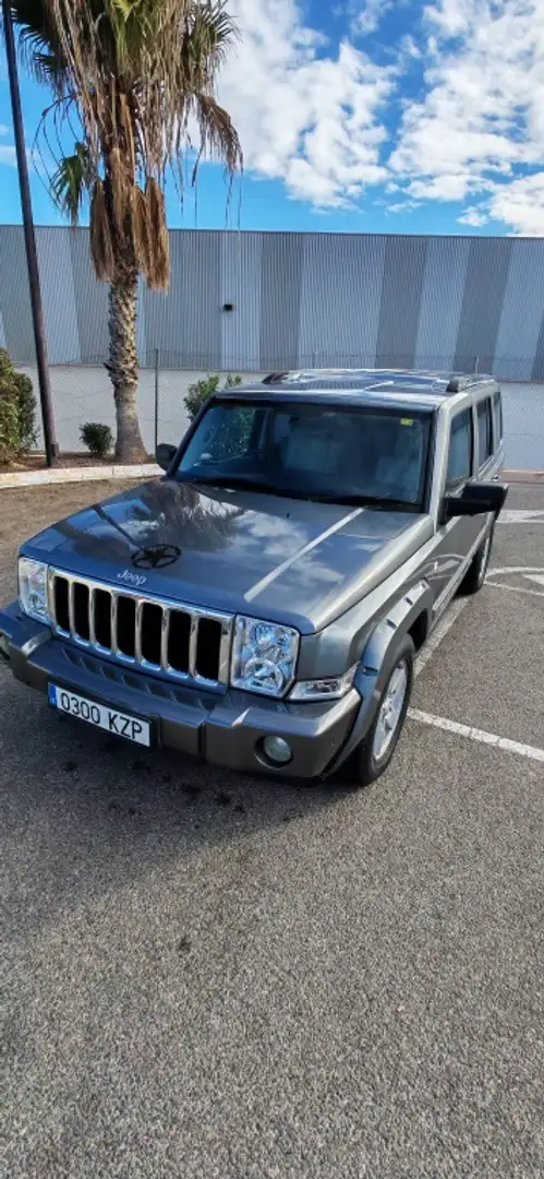 Jeep Commander 3.0CRD Limited Aut. Gris - 1