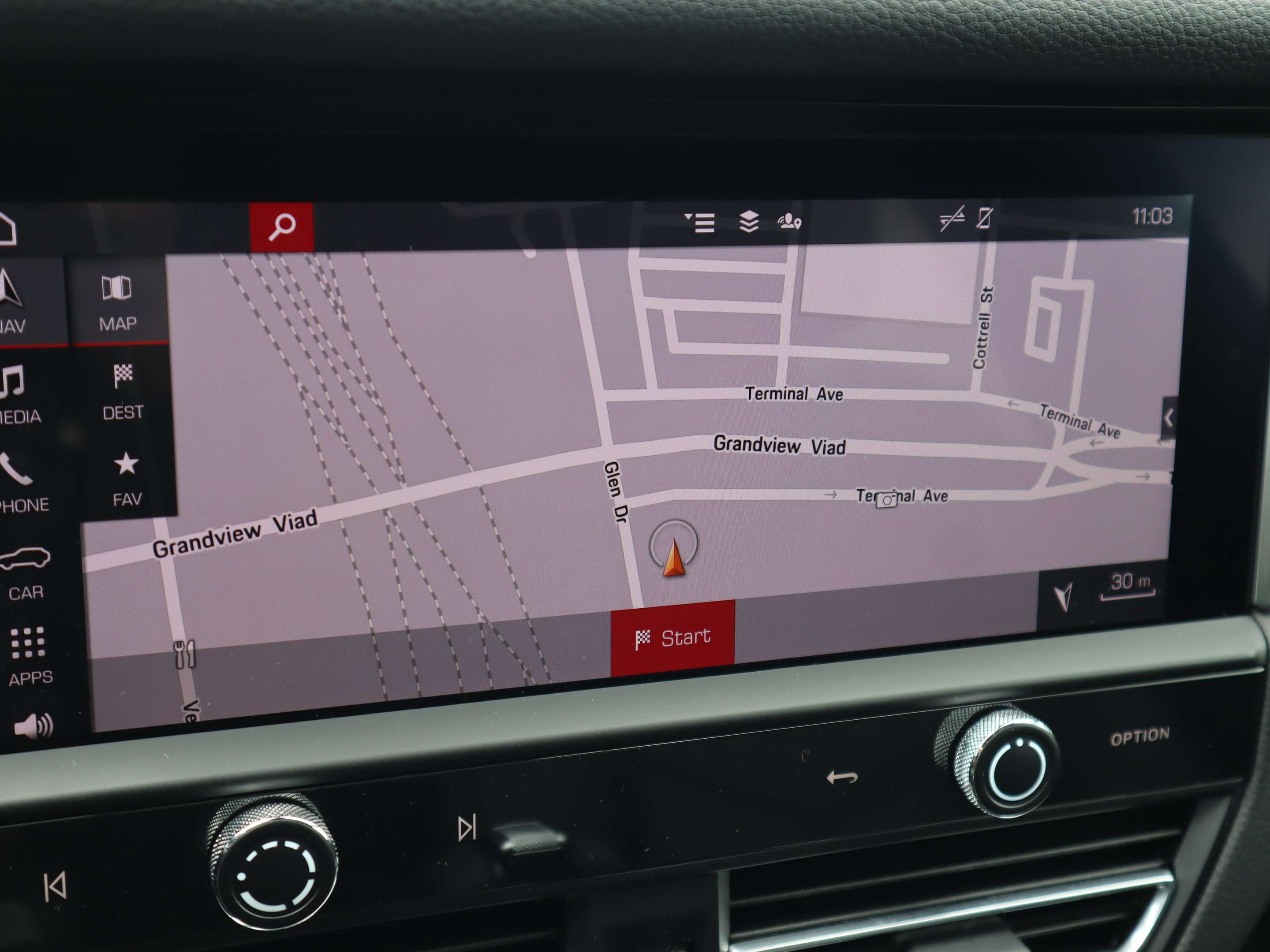 2023 Porsche Macan AWD thumb 34
