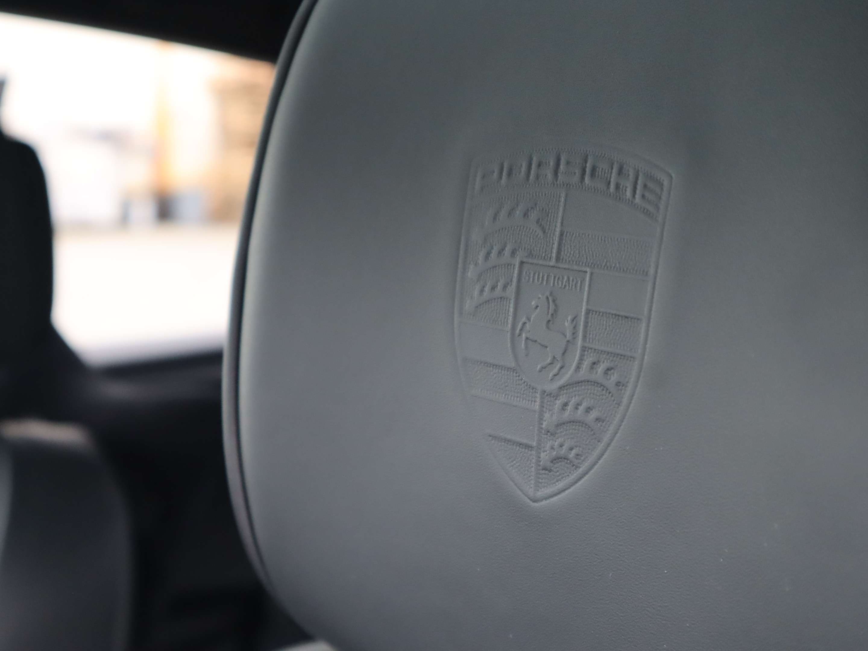 2023 Porsche Macan AWD thumb 21