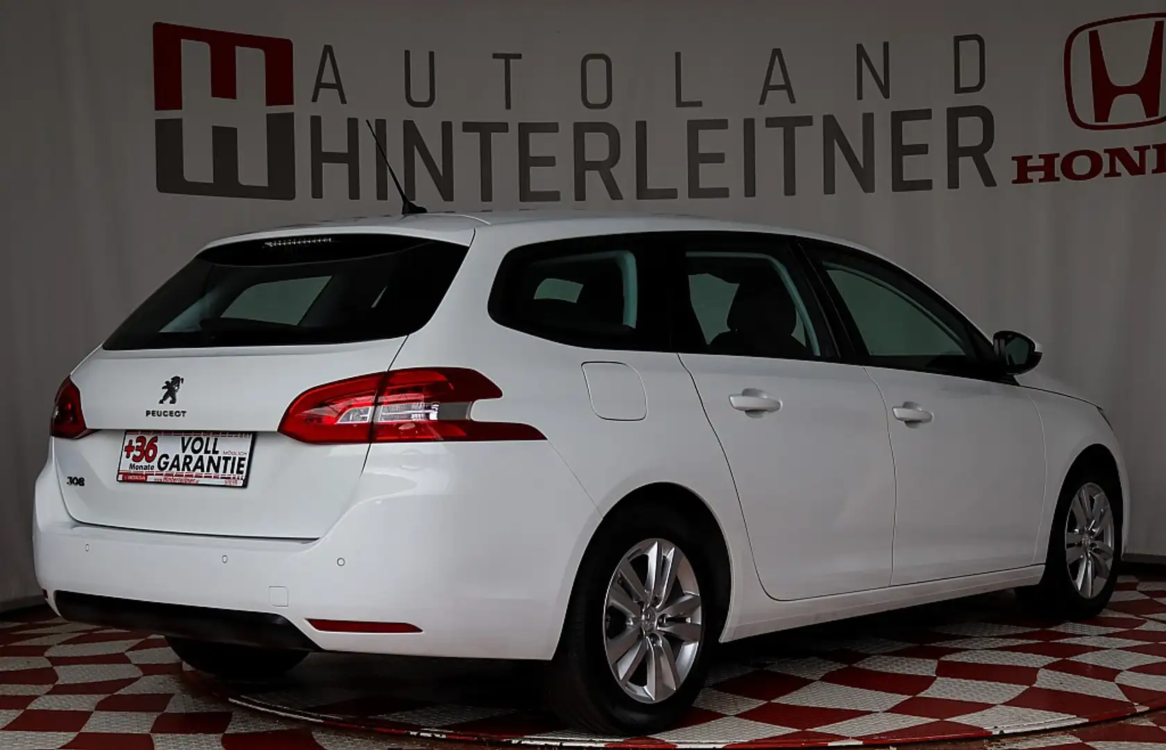 Peugeot 308 SW HDI 100 Active S&S NAVI PDC WINTERPAKET Weiß - 2