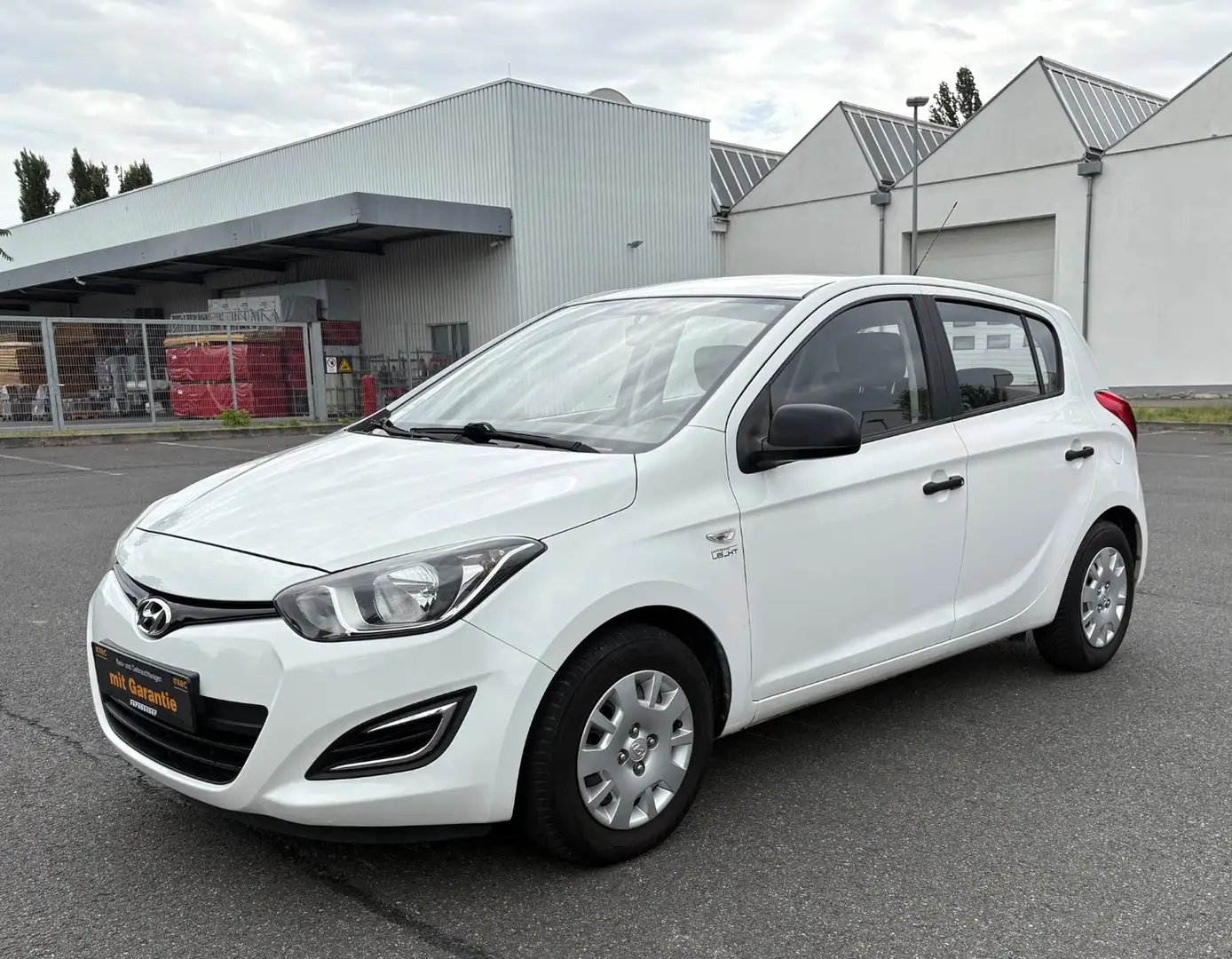 Hyundai i20 FIFA World Cup Edition/SCHECKHEFT/KLIMA Blanc - 1