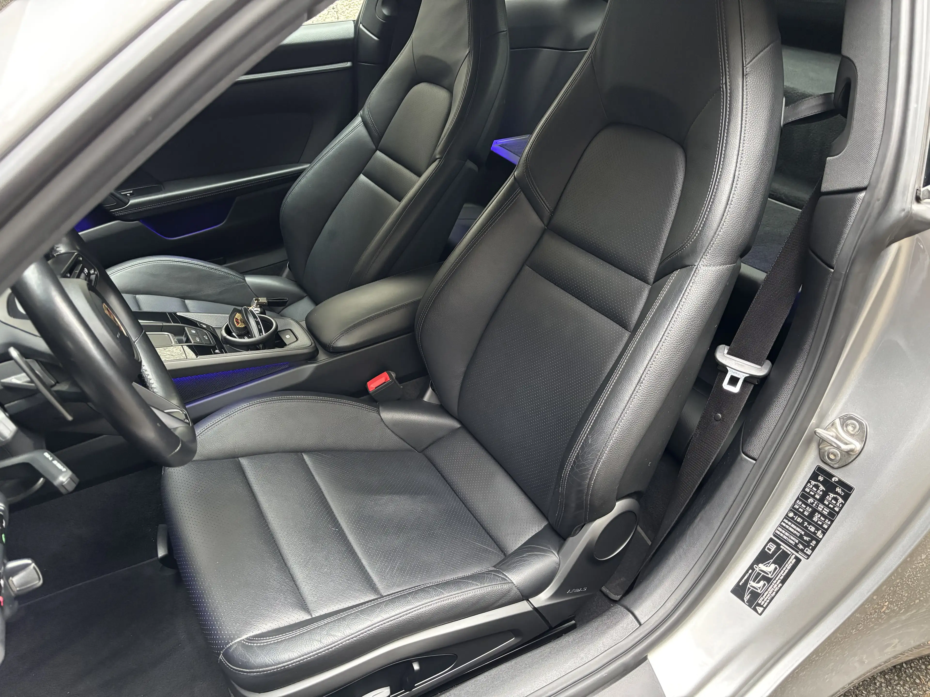 Porsche 992 (911)carrera 3.0 Turbo/Sport Exhaust/ full options — photo 14