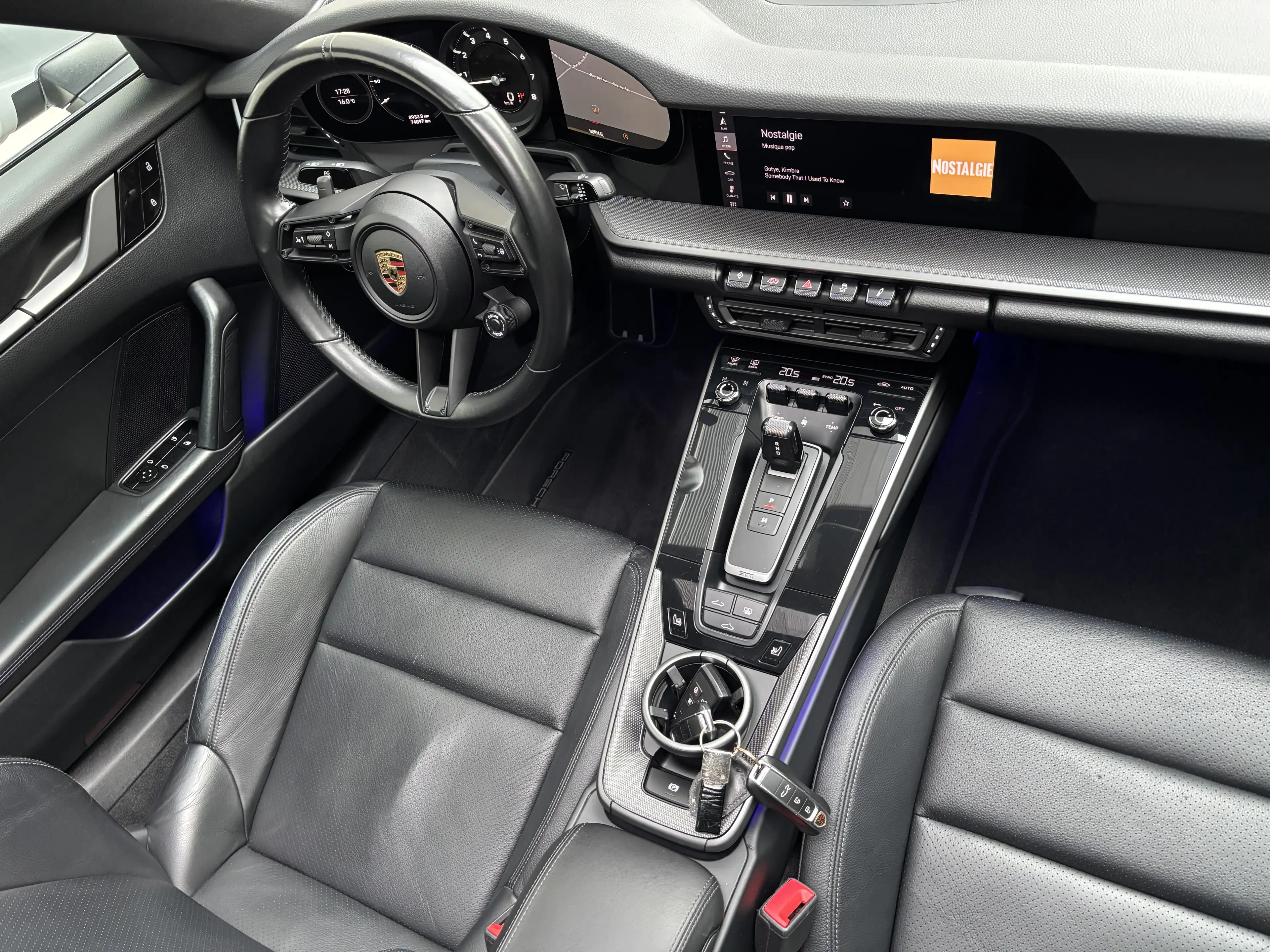 Porsche 992 (911)carrera 3.0 Turbo/Sport Exhaust/ full options — photo 10