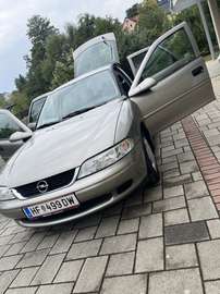 Vectra b 2,0 DI 16V Ds.