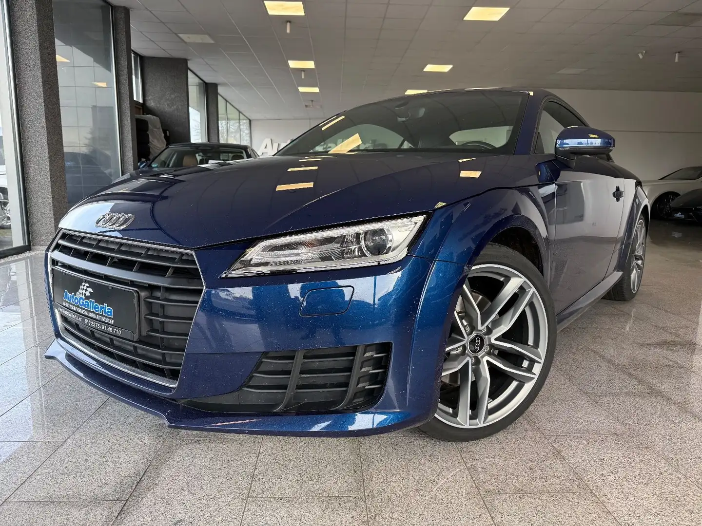 Audi TT Coupe 1.8 TFSI SHZ. Klimaauto Tempomat LED Blau - 1