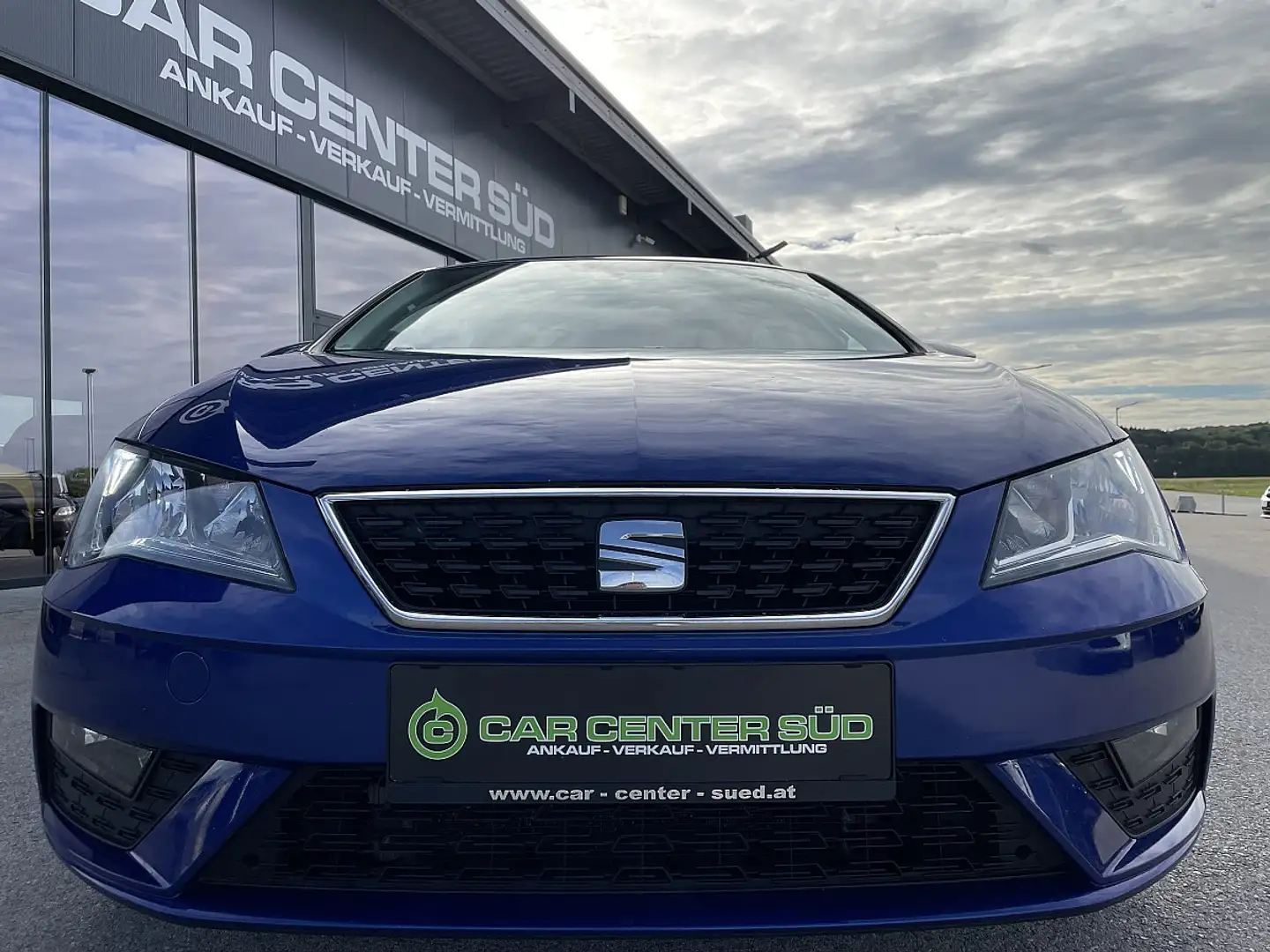 SEAT Leon Style 1,6 TDI Start-Stopp Blau - 2