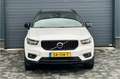 Volvo XC40 2.0 T4 190pk R-Design SCANDINAVIAN LINE Wit - thumbnail 2
