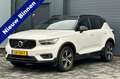 Volvo XC40 2.0 T4 190pk R-Design SCANDINAVIAN LINE Wit - thumbnail 1