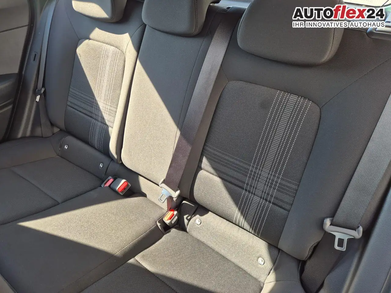 Hyundai i20 1.0 T-GDI 90PS Automatik 5-Türer Sitzheizung Le... 11