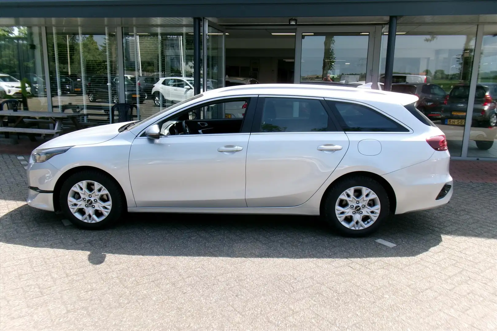 Kia Ceed SW / cee'd SW 1.0 TURBO DynamicLine Wagon Org. Ned. Gris - 2