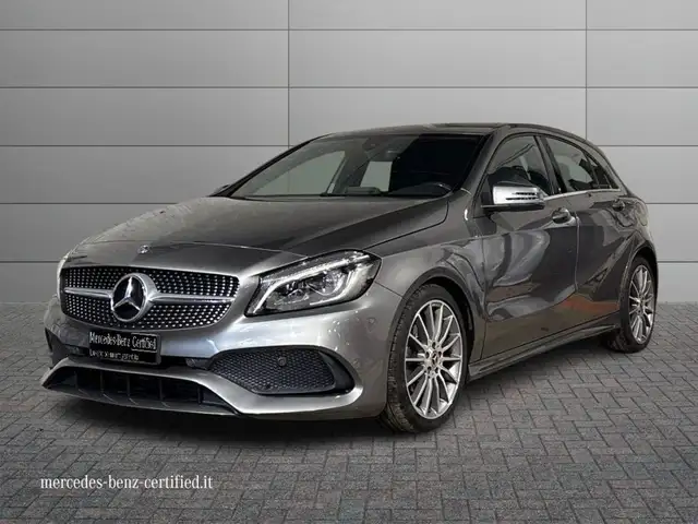 Mercedes-Benz A 200 d Premium