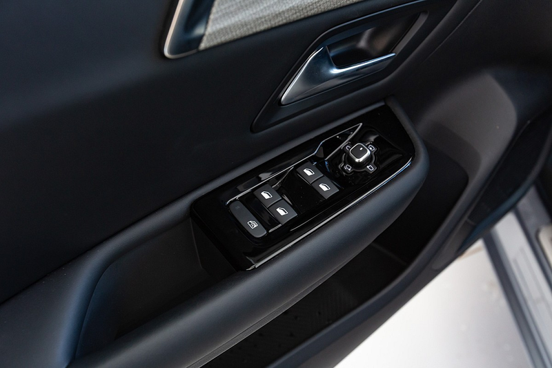 Citroen C5 X Shine Edition Hybrid 225 e-EAT8 — photo 11
