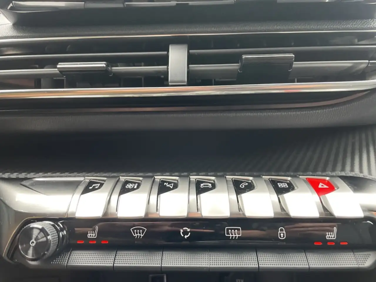 Peugeot 3008 Allure Pack PT 130 EAT8 Navi Digitales Cockpit LED, миниатюра 17