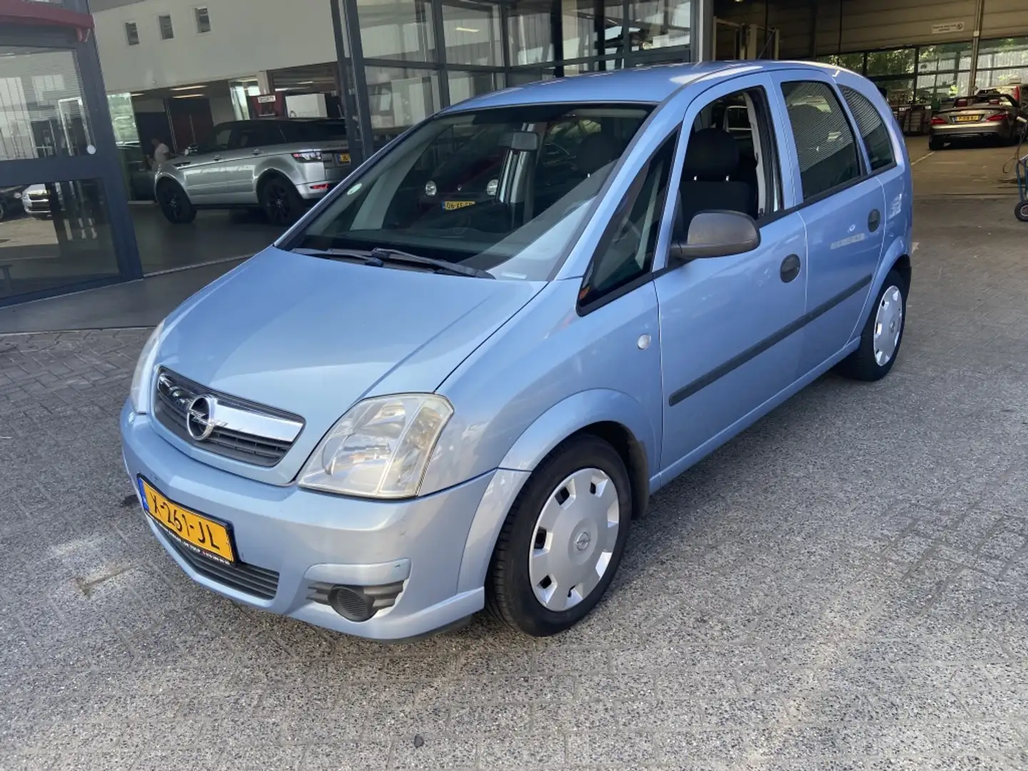 Opel Meriva 1.4-16V Business Grau - 1