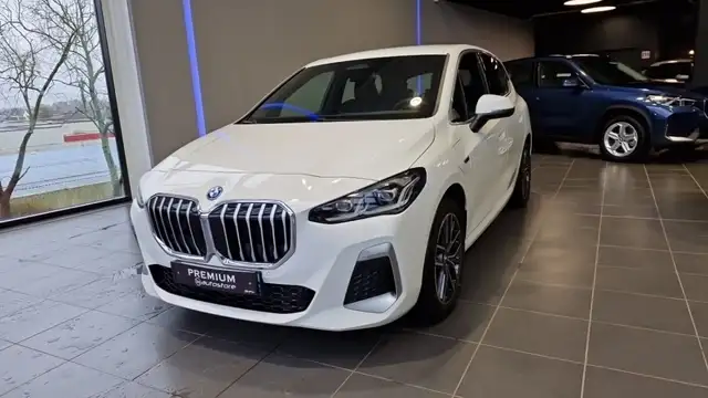 BMW U06 225E XDRIVE 245 CH DKG7 M SPORT