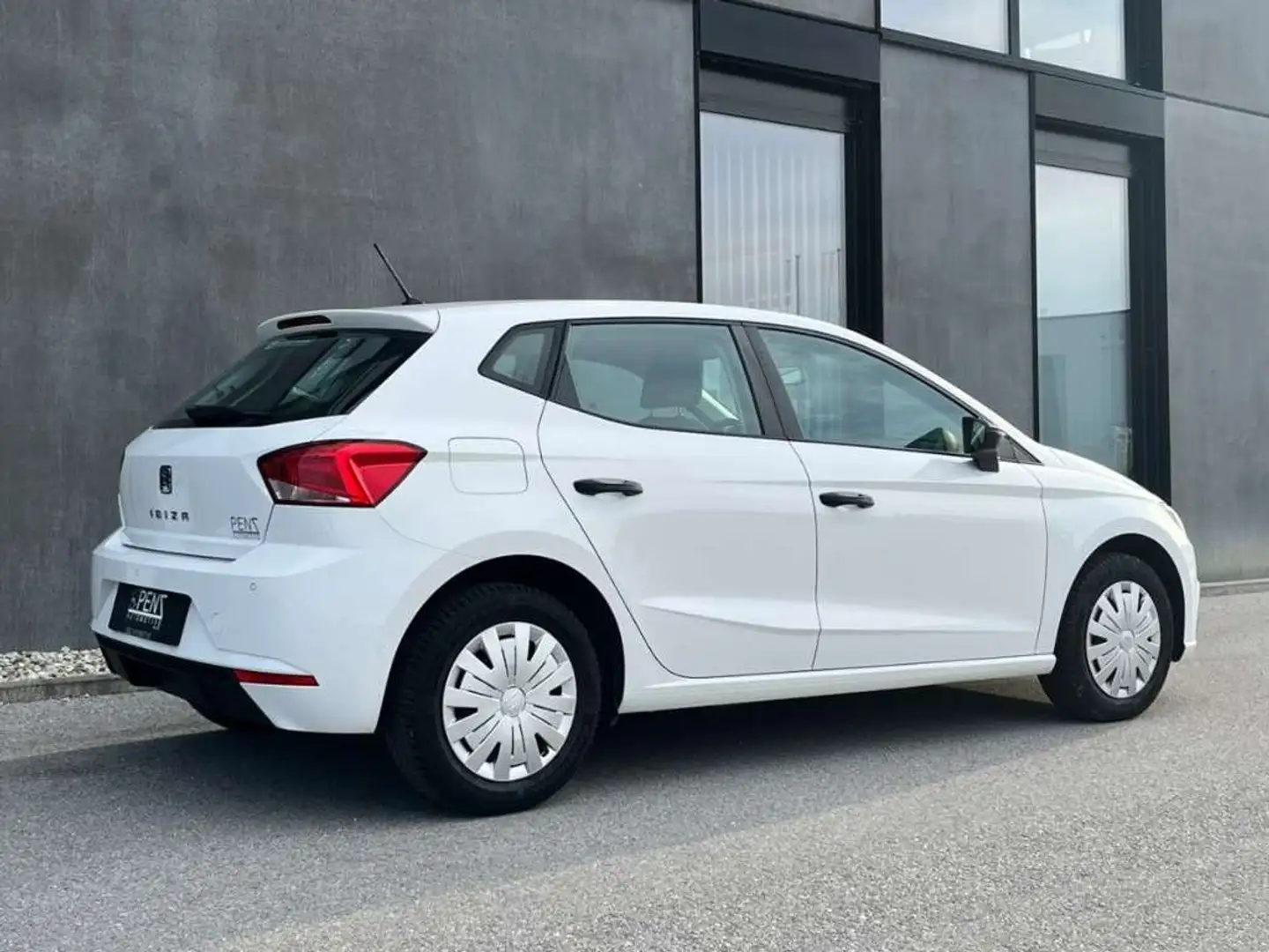 SEAT Ibiza Ibiza+1,0+Reference+Reference Weiß - 2