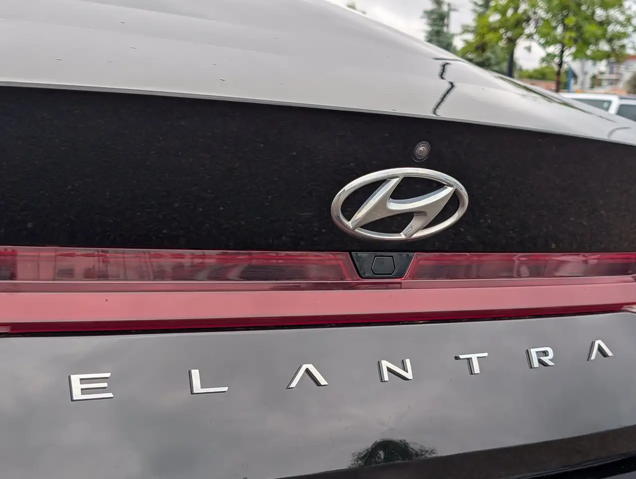 Hyundai ELANTRA снимка Hyundai ELANTRA
