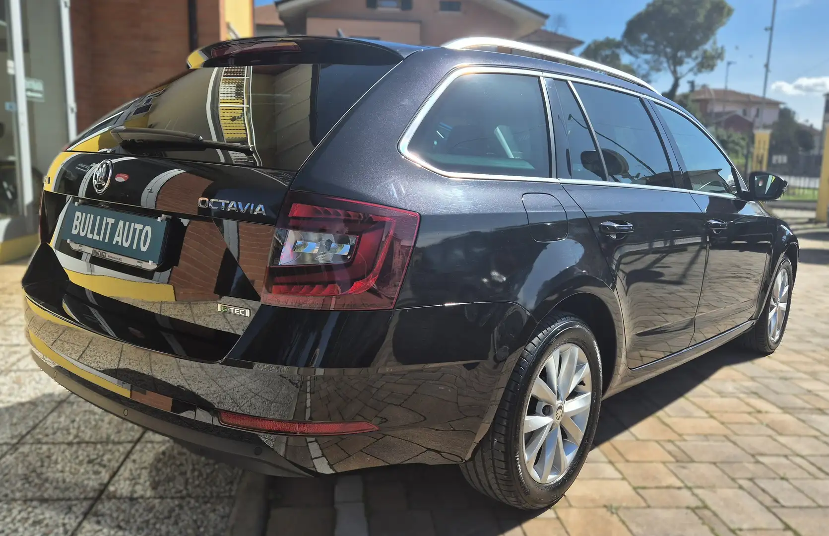 Skoda Octavia Octavia Wagon 1.5 g-tec Executive 130cv dsg Nero - 2