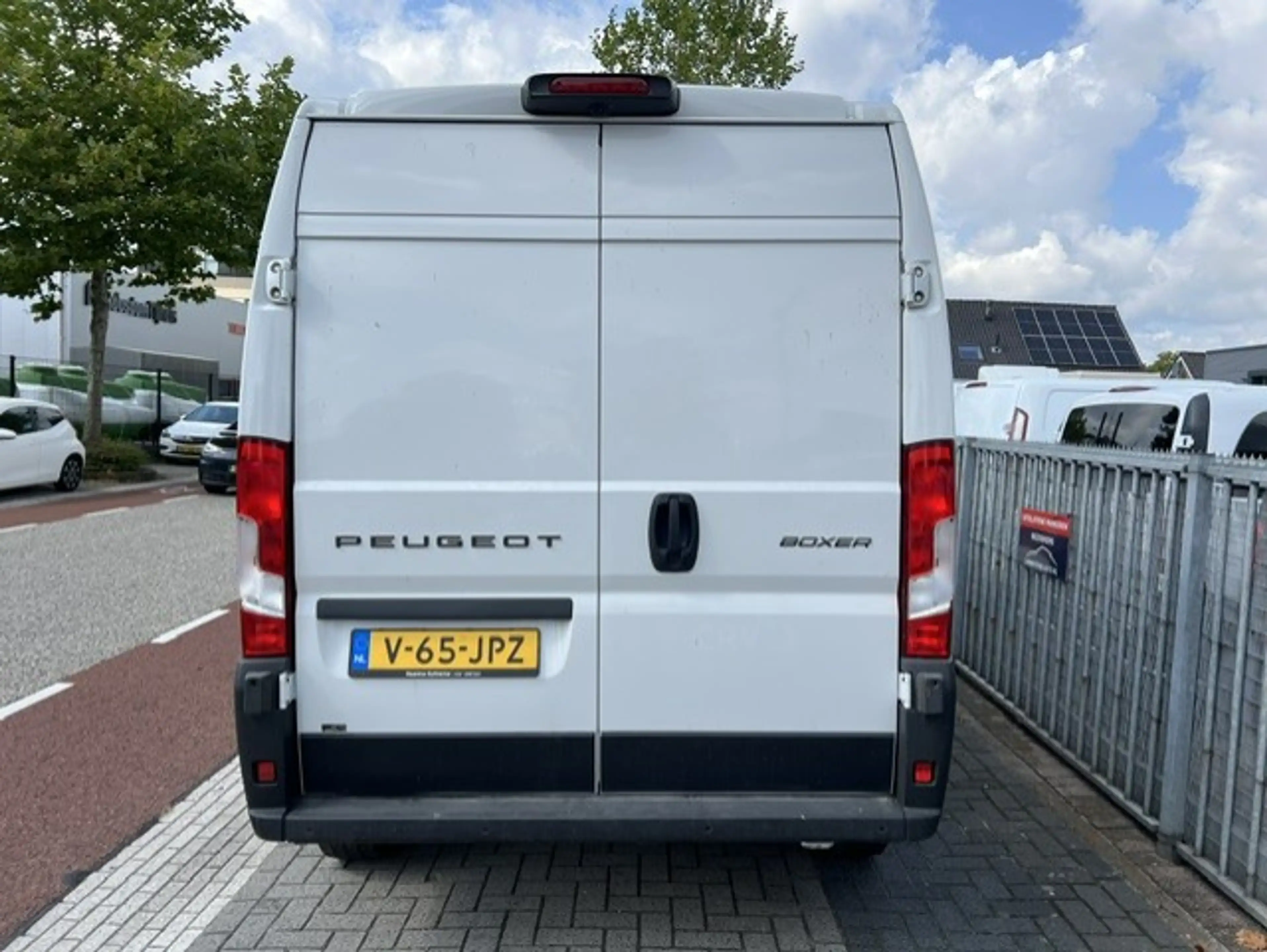 Peugeot Boxer 2.2 BlueHDi 132kw L2H2 3.5t Zwaar Airco klima Defe — photo 3