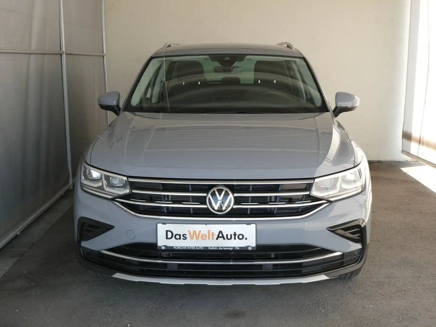 Volkswagen Tiguan Elegance TDI DSG Grau - 2
