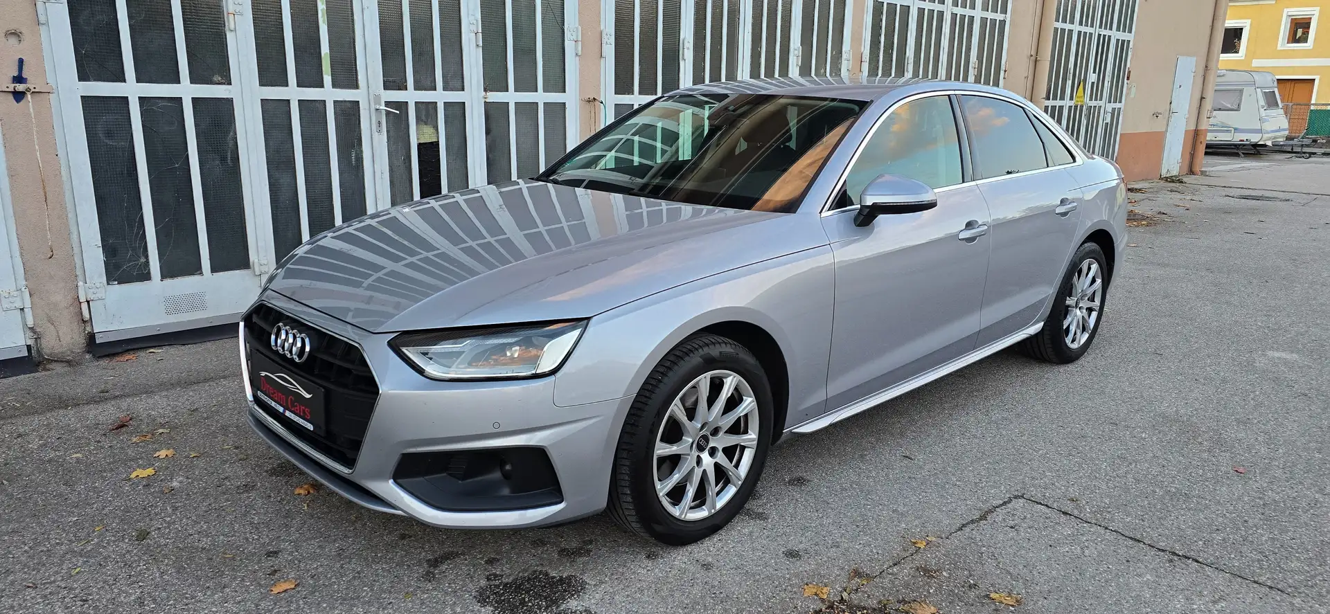 Audi A4 35 TDI S-tronic *LED*NAVI*AHK*SHZ*PDC* Gris - 1