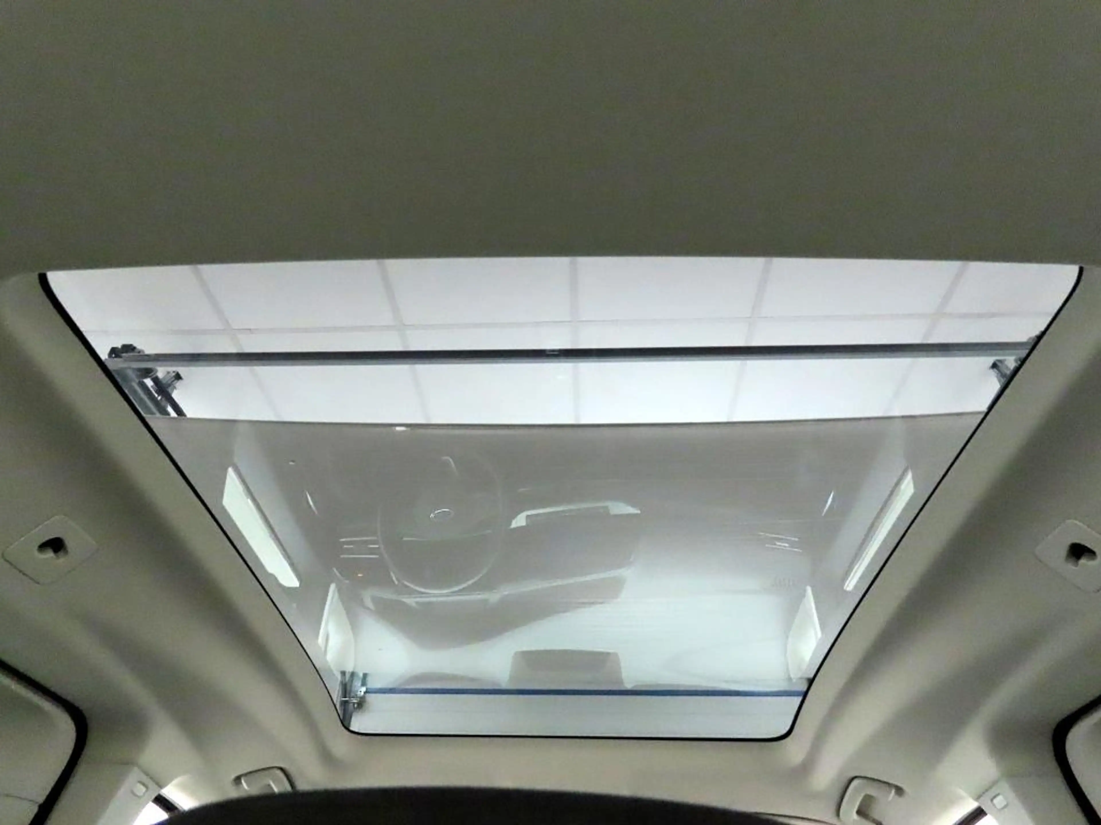 Ford Tourneo Connect 2.0 EcoBlue 7Sitze+AHK+Pano+ACC — photo 9