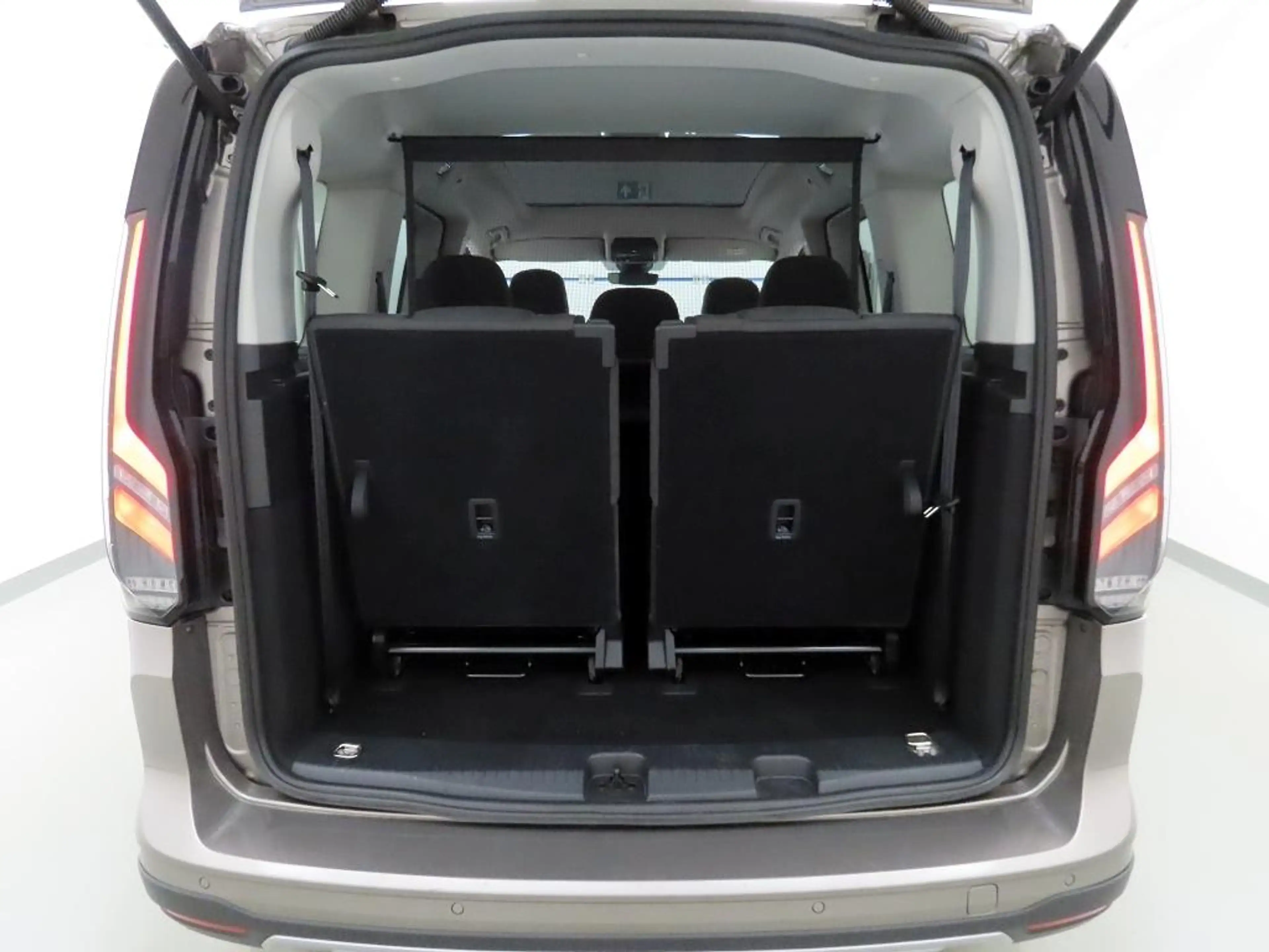 Ford Tourneo Connect 2.0 EcoBlue 7Sitze+AHK+Pano+ACC — photo 8